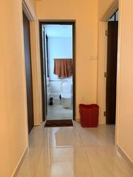 Flora Road (D17), Terrace #553593621